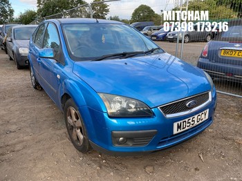Location: Mitcham - 2006 FORD FOCUS ZETEC CLIMATE AUTO 5 Door Hatchback REG: MD55GCY, Keys: No, MOT Expiry date: 10/03/2026, 1596 Petrol, 4 Speed Auto Petrol, Former Keepers: 10