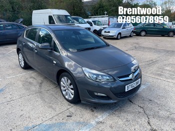 Location: Brentwood - 2013 VAUXHALL ASTRA SE AUTO 5 Door Hatchback REG: BT62BMV, Keys: No, MOT Expiry date: 06/05/2027, 1598 Petrol, 6 Speed Auto Petrol, Former Keepers: 10