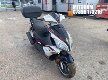 Location: Mitcham - 2016 LEXMOTO FMR 125 WY 125 T-74 Motorcycle REG: GK16UMZ, Keys: No, MOT Expiry date: 16/09/2020, 125 Petrol, AUTOMATIC, Former Keepers: 7