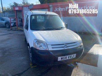 Location: Hull - 2011 CITROEN BERLINGO FIRST 750 HDI Car Derived Van REG: WU11VVJ, Keys: No, MOT Expiry date: 26/10/2024, 1560 Diesel, 5 Speed Manual Diesel, Former Keepers: 5
