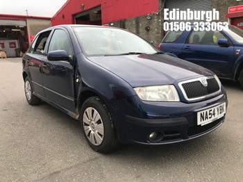 Location: Edinburgh - 2004 SKODA FABIA AMBIENTE 12V HTP 5 Door Hatchback REG: NA54YBK, Keys: No, MOT Expiry date: 29/09/2026, 1198 Petrol, 5 Speed Manual Petrol, Former Keepers: 4