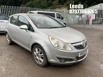 Location: Leeds - 2008 VAUXHALL CORSA DESIGN 5 Door Hatchback REG: VN08KWG, Keys: No, MOT Expiry date: 04-12-2025, 1364 Petrol, 5 Speed Manual Petrol, Former Keepers: 5