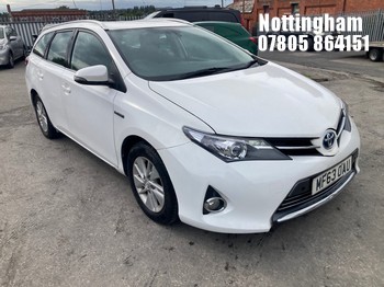 Location: Nottingham - 2013 TOYOTA AURIS ICON VVT-I CVT Estate REG: MF63OAU, 1797cc Hybrid Electric, Variable 1 Speed Auto Petrol/E, Former Keepers: 4, Keys: Yes, MOT Expiry date: 19/08/2026