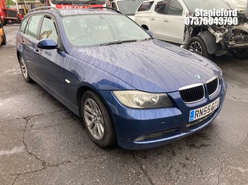 Location: Stapleford - 2006 BMW 320I SE TOURING AUTO Estate REG: RN55GTU, Keys: Yes, MOT Expiry date: 15/08/2026, 1995 Petrol, 6 Speed Auto Petrol, Former Keepers: 4