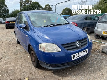 Location: Mitcham - 2008 VOLKSWAGEN URBAN FOX 55 3 Door Hatchback REG: KS57TYW, Keys: No, MOT Expiry date: 20/08/2024, 1198 Petrol, 5 Speed Manual Petrol, Former Keepers: 5