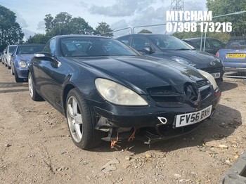 Location: Mitcham - 2006 MERCEDES SLK280 AUTO Convertible REG: FV56BXH, Keys: No, MOT Expiry date: 04/10/2026, 2996 Petrol, 7 Speed Auto Petrol, Former Keepers: 7