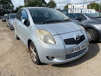 Location: Mitcham - 2006 TOYOTA YARIS T SPIRIT 5 Door Hatchback REG: EK06UHH, Keys: No, MOT Expiry date: 16/12/2026, 1296 Petrol, 5 Speed Manual Petrol, Former Keepers: 4