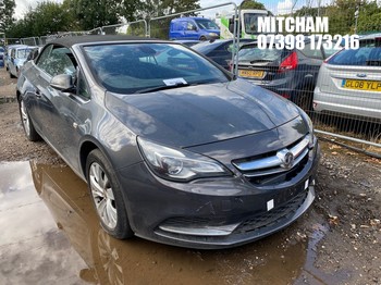 Location: Mitcham - 2013 VAUXHALL CASCADA SE CDTI S/S Convertible REG: NL13TLV, Keys: No, MOT Expiry date: 29/10/2024, 1956 Diesel, 6 Speed Manual Diesel, Former Keepers: 5