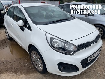 Location: Peterborough - 2012 KIA RIO 2 AUTO 5 Door Hatchback REG: DE62SLV, Keys: No, MOT Expiry date: 22/09/2026, 1396 Petrol, 4 Speed Auto Petrol, Former Keepers: 3