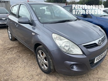 Location: Peterborough - 2009 HYUNDAI I20 COMFORT 5 Door Hatchback REG: VO09UXZ, Keys: No, MOT Expiry date: 19/05/2027, 1396 Petrol, 5 Speed Manual Petrol, Former Keepers: 4