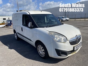 Location: South Wales - 2014 VAUXHALL COMBO 2300 L1H1 CDTI S/S Panel Van REG: VE14RXB, Keys: No, MOT Expiry date: 18/11/2025, 1598 Diesel, 6 Speed Manual Diesel, Former Keepers: 3