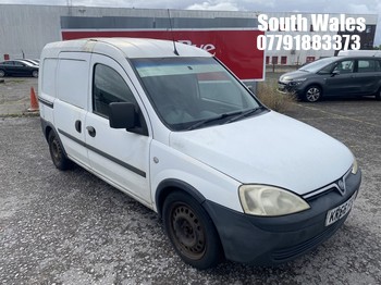 Location: South Wales - 2007 VAUXHALL COMBO 2000 CDTI 16V Car Derived Van REG: KR56FSF, Keys: No, MOT Expiry date: 24/04/2025, 1686 Diesel, 5 Speed Manual Diesel, Former Keepers: 3