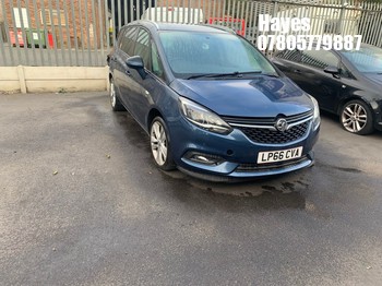 Location: Hayes - 2016 VAUXHALL ZAFIRA TOURER SRI NAV TUR MPV REG: LP66CVA, Keys: No, MOT Expiry date: 16/09/2026, 1364 Petrol, 6 Speed Auto Petrol, Former Keepers: 4