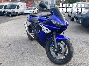 Location: Nottingham - 2005 YAMAHA YZF R6 04 Motorcycle REG: KE05GKK, 599cc Petrol, Manual, Former Keepers: 7, Keys: Yes, MOT Expiry date: 01/04/2026