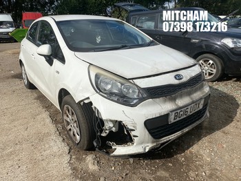 Location: Mitcham - 2016 KIA RIO 1 ISG CRDI 5 Door Hatchback REG: BG16UDX, Keys: No, MOT Expiry date: 21/01/2027, 1120 Diesel, 6 Speed Manual Diesel, Former Keepers: 6