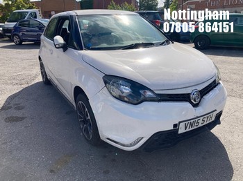 Location: Nottingham - 2015 MG 3 STYLE PLUS LUX VTI-TECH 5 Door Hatchback REG: VN15SYH, Keys: No, MOT Expiry date: 31/03/2027, 1498 Petrol, 5 Speed Manual Petrol, Former Keepers: 3
