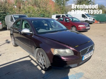 Location: Brentwood - 2005 VOLVO S40 SE AUTO 4 Door Saloon REG: GY05NWT, Keys: No, MOT Expiry date: 07/07/2027, 2435 Petrol, 5 Speed Auto Petrol, Former Keepers: 4