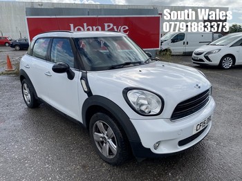 Location: South Wales - 2015 MINI COUNTRYMAN ONE 5 DOOR HATCHBACK REG: CF15ORL, 1598 PETROL, MANUAL, Former Keepers: 2, Keys: Yes, MOT Expiry date: 04/12/2026