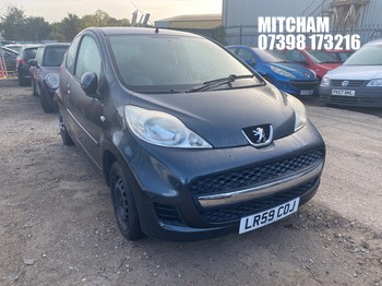 Location: Mitcham - 2009 PEUGEOT 107 URBAN 3 Door Hatchback REG: LR59COJ, Keys: No, MOT Expiry date: 10/06/2026, 998 Petrol, 5 Speed Manual Petrol, Former Keepers: 7