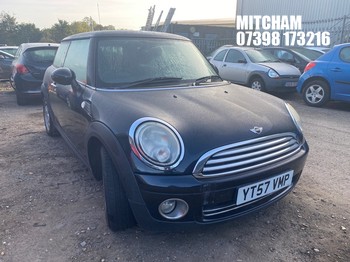 Location: Mitcham - 2007 MINI ONE 3 Door Hatchback REG: YT57VMP, Keys: No, MOT Expiry date: 28/05/2027, 1397 Petrol, 6 Speed Manual Petrol, Former Keepers: 5