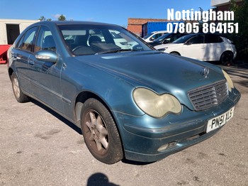 Location: Nottingham - 2001 MERCEDES C200 KOMP. ELEGANCE AUTO 4 Door Saloon REG: PN51XLS, Keys: No, MOT Expiry date: 15/10/2025, 1998 Petrol, 5 Speed Auto Petrol, Former Keepers: 5