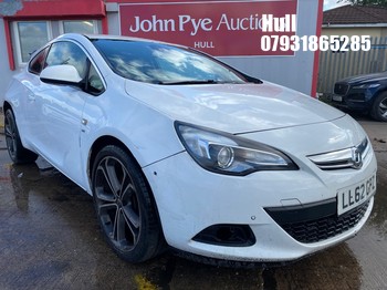 Location: Hull - 2012 VAUXHALL ASTRA GTC SRI TURBO AUTO 3 Door Hatchback REG: LL62GPZ, Keys: No, MOT Expiry date: 16/07/2026, 1362 Petrol, 6 Speed Auto Petrol, Former Keepers: 8