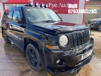 Location: Hull - 2007 JEEP PATRIOT LIMITED CRD 5 Door Hatchback REG: DN57TXO, Keys: No, MOT Expiry date: 24/04/2026, 1968 Diesel, 6 Speed Manual Diesel, Former Keepers: 8