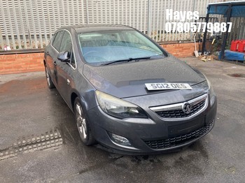 Location: Hayes - 2012 VAUXHALL ASTRA SRI 5 Door Hatchback REG: SG12OES, Keys: No, MOT Expiry date: 27/07/2026, 1598 Petrol, 5 Speed Manual Petrol, Former Keepers: 9