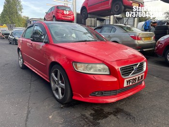 Location: Stapleford - 2009 VOLVO S40 R-DESIGN SE D5 4 Door Saloon REG: YF09BJU, Keys: Yes, MOT Expiry date: 22/07/2027, 2400 Diesel, 6 Speed Manual Diesel, Former Keepers: 6