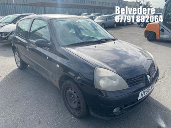 Location: Belvedere - 2006 RENAULT CLIO CAMPUS SPORT 3 Door Hatchback REG: HY56WFK, Keys: No, MOT Expiry date: 27/05/2026, 1149 Petrol, 5 Speed Manual Petrol, Former Keepers: 4