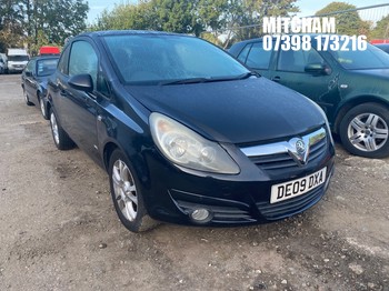 Location: Mitcham - 2009 VAUXHALL CORSA SXI 3 Door Hatchback REG: DE09DXA, Keys: No, MOT Expiry date: 20/10/2026, 1229 Petrol, 5 Speed Manual Petrol, Former Keepers: 6