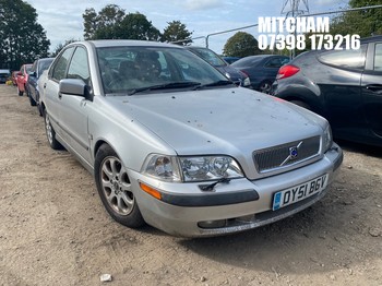 Location: Mitcham - 2001 VOLVO S40 I AUTO 4 Door Saloon REG: OY51BGV, Keys: No, MOT Expiry date: 26/06/2027, 1948 Petrol, 4 Speed Auto Petrol, Former Keepers: 14