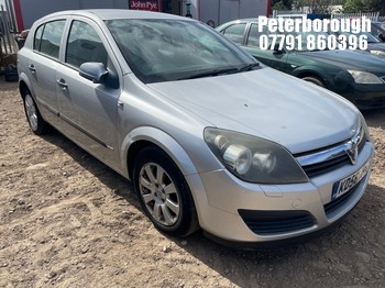 Location: Peterborough - 2006 VAUXHALL ASTRA LIFE 5 Door Hatchback REG: KD56JRU, Keys: No, MOT Expiry date: 17/06/2027, 1598 Petrol, 5 Speed Manual Petrol, Former Keepers: 10