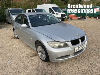 Location: Brentwood - 2007 BMW 318I SE 4 Door Saloon REG: SA57ZPY, Keys: No, MOT Expiry date: 21/12/2026, 1995 Petrol, 6 Speed Manual Petrol, Former Keepers: 12