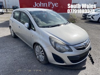 Location: South Wales - 2013 VAUXHALL CORSA EXC AC CDTI ECOFLEX 5 Door Hatchback REG: DA13EAN, Keys: No, MOT Expiry date: 13/01/2024, 1248 Diesel, 5 Speed Manual Diesel, Former Keepers: 2