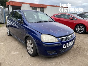 Location: Leeds - 2005 VAUXHALL CORSA SXI TWINPORT 3 Door Hatchback REG: FB05JZO, Keys: No, MOT Expiry date: 10-06-2024, 1299 Petrol, 5 Speed Manual Petrol, Former Keepers: 5