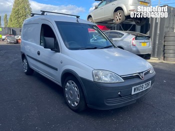 Location: Stapleford - 2009 VAUXHALL COMBO 2000 CDTI Car Derived Van REG: WN09ZBR, Keys: Yes, MOT Expiry date: 14/02/2025, 1248 Diesel, 5 Speed Manual Diesel, Former Keepers: 6