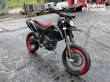 Location: Stapleford - 2022 APRILIA SX 125 Motorcycle REG: KN72RUO, Keys: No, MOT Expiry date: 02/10/2026, 124 Petrol,, Former Keepers: 2