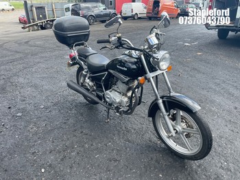 Location: Stapleford - 2015 LEXMOTO ARIZONA 125 Motorcycle REG: WH15FNJ, Keys: No, MOT Expiry date: 16/02/2025, 125 Petrol,, Former Keepers: 11