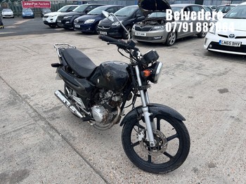 Location: Belvedere - 2011 SYM XS 125 Motorcycle REG: AU11DZP, Keys: No, MOT Expiry date: 15/06/2018, 124 Petrol, MANUAL, Former Keepers: 3