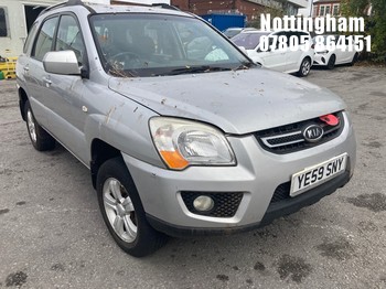 Location: Nottingham - 2009 KIA SPORTAGE XE 2WD Estate REG: YE59SNY, Keys: No, MOT Expiry date: 10/09/2026, 1975 Petrol, 5 Speed Manual Petrol, Former Keepers: 6
