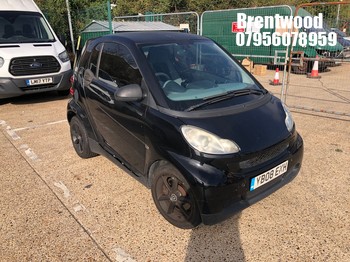 Location: Brentwood - 2008 SMART FORTWO PURE 61 AUTO Coupe REG: YB08EKH, Keys: No, MOT Expiry date: 22/12/2026, 999 Petrol, 5 Speed Auto Petrol, Former Keepers: 9