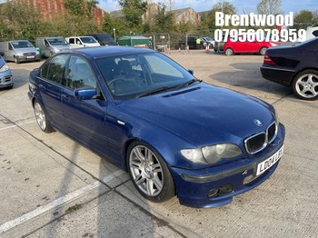 Location: Brentwood - 2004 BMW 318I SPORT 4 Door Saloon REG: LD04LBX, Keys: No, MOT Expiry date: 24/11/2026, 1995 Petrol, 5 Speed Manual Petrol, Former Keepers: 15