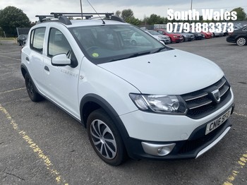 Location: South Wales - 2016 DACIA SANDERO STEPWAY LAUREATE 5 DOOR HATCHBACK REG: CN16SFO, 1461cc DIESEL, 5 SPEED MANUAL DIESEL, Former Keepers: 0, Keys: Yes, MOT Expiry date: 20/03/2027