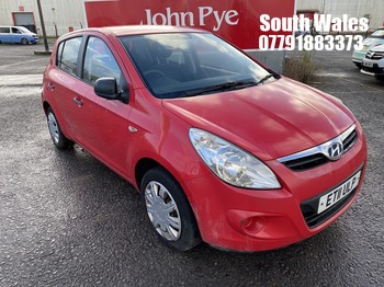 Location: South Wales - 2011 HYUNDAI I20 CLASSIC 5 Door Hatchback REG: ET11ULP, Keys: No, MOT Expiry date: 22/11/2025, 1248 Petrol, 5 Speed Manual Petrol, Former Keepers: 4