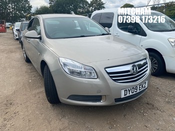 Location: Mitcham - 2009 VAUXHALL INSIGNIA EXCLUSIV 5 Door Hatchback REG: DY09EKZ, Keys: No, MOT Expiry date: 24/10/2026, 1796 Petrol, 6 Speed Manual Petrol, Former Keepers: 6