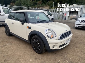 Location: Leeds - 2010 MINI FIRST 3 Door Hatchback REG: YF10SVS, Keys: No, MOT Expiry date: 28-04-2027, 1598 Petrol, 6 Speed Manual Petrol, Former Keepers: 6