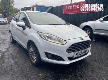 Location: Stapleford - 2013 FORD FIESTA TITANIUM 5 Door Hatchback REG: HG13BXO, Keys: Yes, MOT Expiry date: 13/08/2027, 998 Petrol, 5 Speed Manual Petrol, Former Keepers: 4