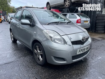 Location: Stapleford - 2009 TOYOTA YARIS TR VVT-I 5 Door Hatchback REG: FP09VNX, Keys: Yes, MOT Expiry date: 20/03/2026, 1329 Petrol, 6 Speed Manual Petrol, Former Keepers: 2