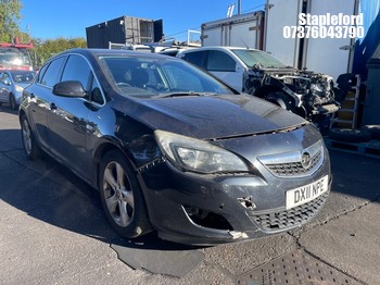 Location: Stapleford - 2011 VAUXHALL ASTRA SRI CDTI 108 5 Door Hatchback REG: DX11NPE, Keys: Yes, MOT Expiry date: 24/06/2026, 1686 Diesel, 6 Speed Manual Diesel, Former Keepers: 3